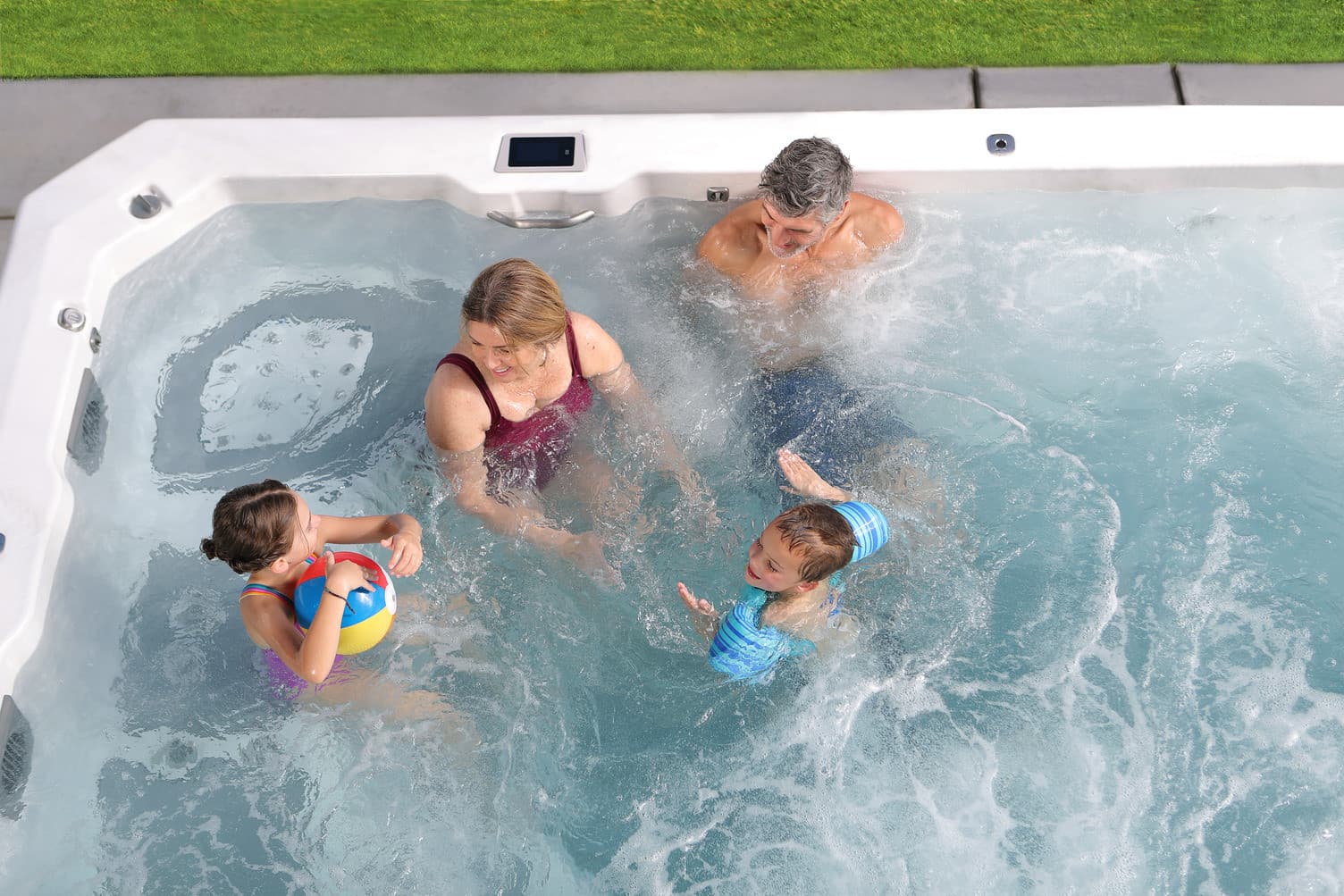 Swim Spa für Fitness, Entspannung und die ganze Familie