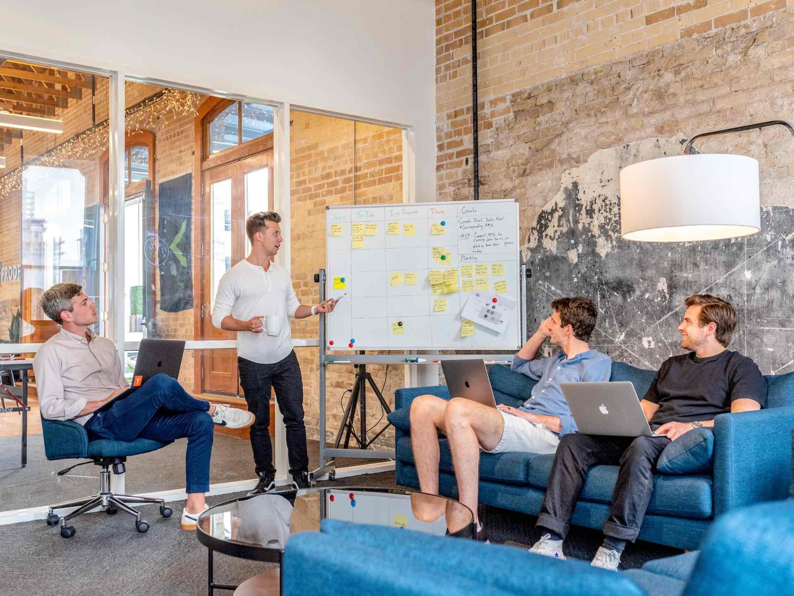 Bid-No-Bid Analysis. Best Practices for Contractors and Consultants