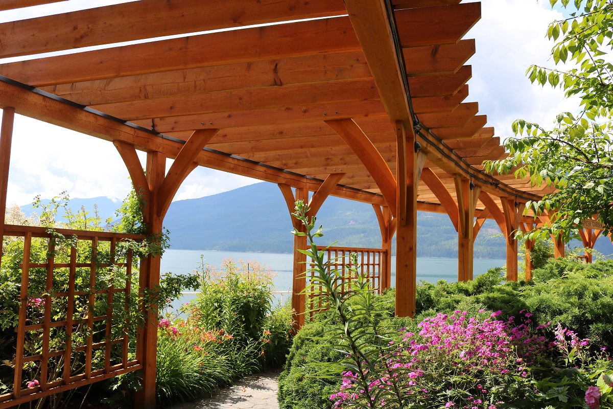 Pergola Schweiz für ganzjährigen Komfort